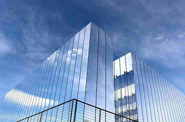 妻社专题热搜不断｜沉浸式代入体验再次引发共情浪潮