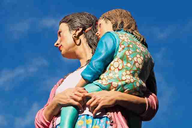 鉴黄师官网入口人工协同AI系统｜真实案例分析报告引导审核流程